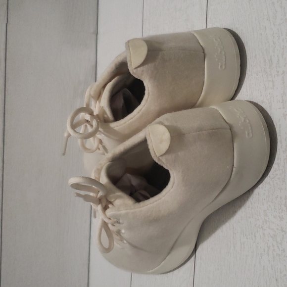 Allbirds wool runners cream mens shoes 11 - Picture 4 of 8